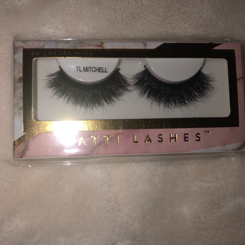 Eyelashes